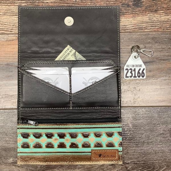 Holy Cow Couture Bandit Wallet - #23166 - Picture 2 of 8